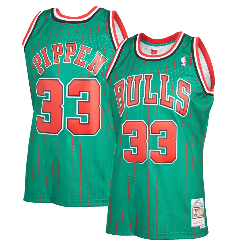 Men's Chicago Bulls Scottie Pippen Mitchell & Ness Green 1995-96 Hardwood Classics Reload 2.0 Swingman Jersey